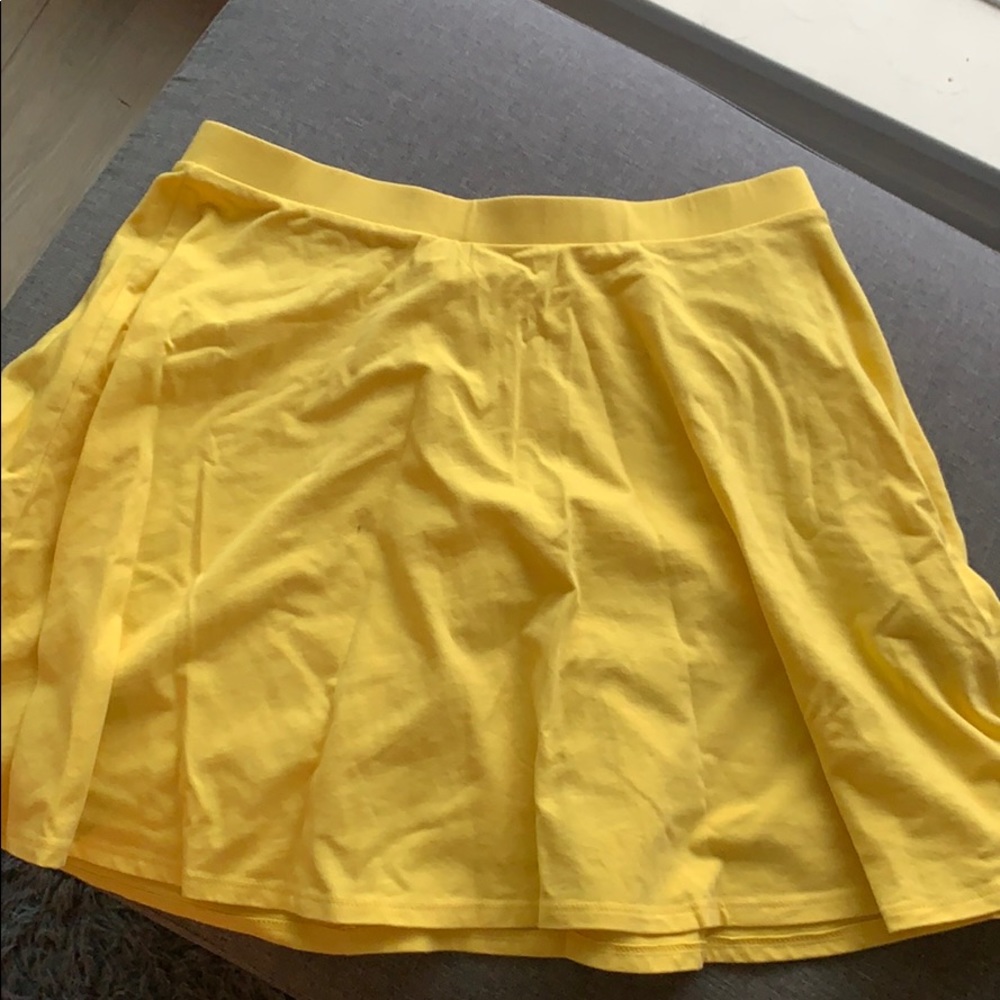 Yellow skirt